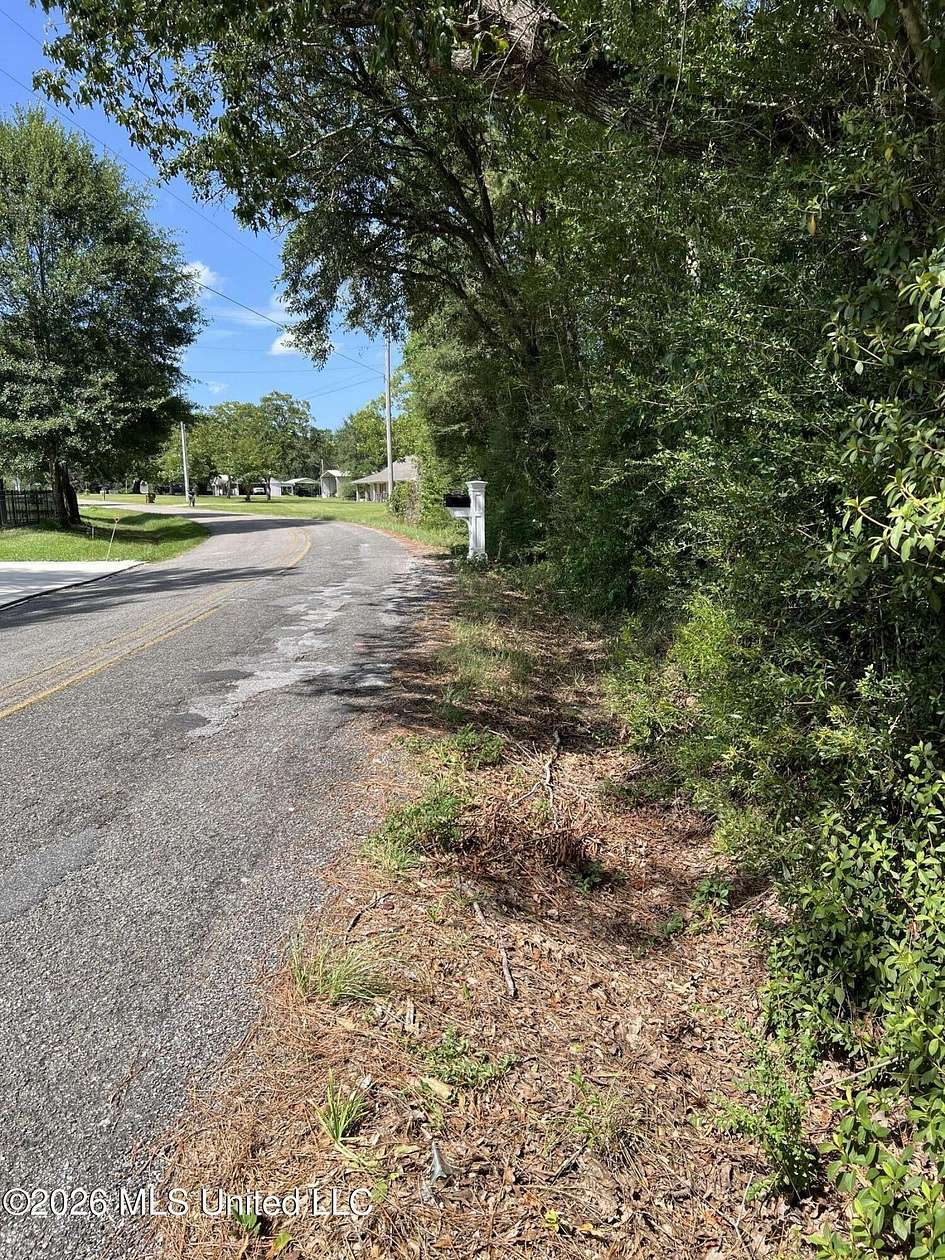 3.5 Acres of Residential Land for Sale in Gulfport, Mississippi