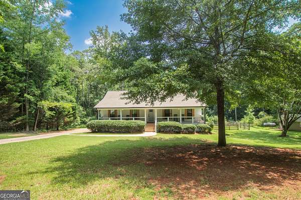3.1 Acres of Land with Home for Sale in Monroe, Georgia