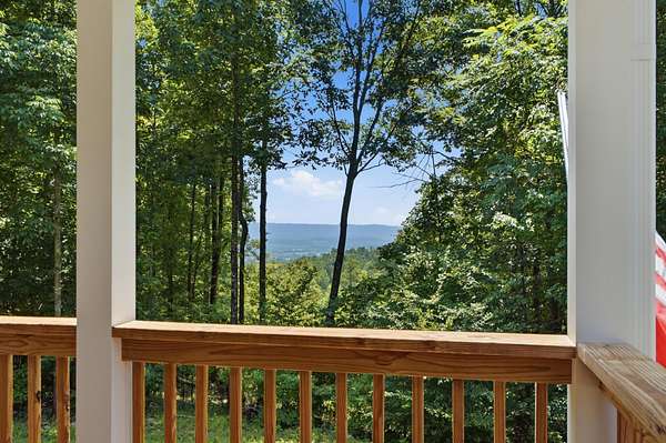 29 Acres of Recreational Land with Home for Sale in South Pittsburg, Tennessee