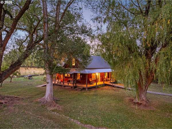 9.55 Acres of Land with Home for Sale in Halfway, Oregon