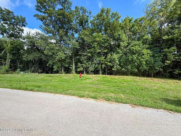 5.47 Acres of Residential Land for Sale in Shelbyville, Kentucky
