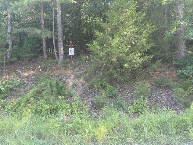 8 Acres of Land for Sale in Waynesboro, Tennessee