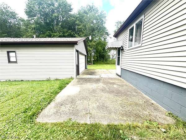 3.52 Acres of Land with Home for Sale in Lordstown, Ohio