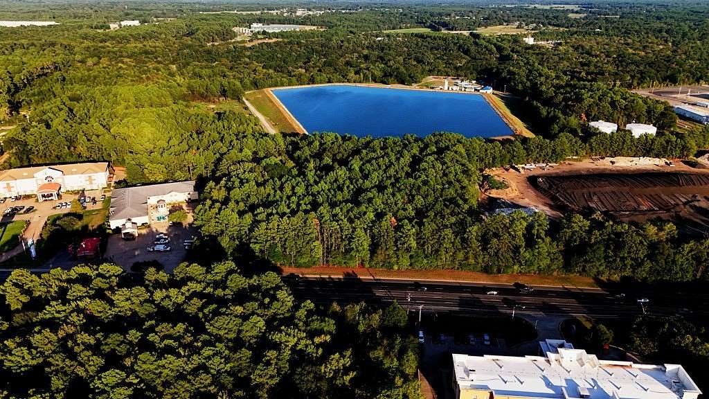 7.9 Acres of Commercial Land for Sale in Kilgore, Texas