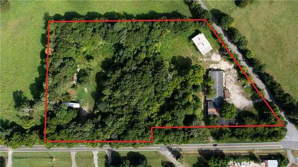 5 Acres of Mixed-Use Land for Sale in Kingston, Georgia