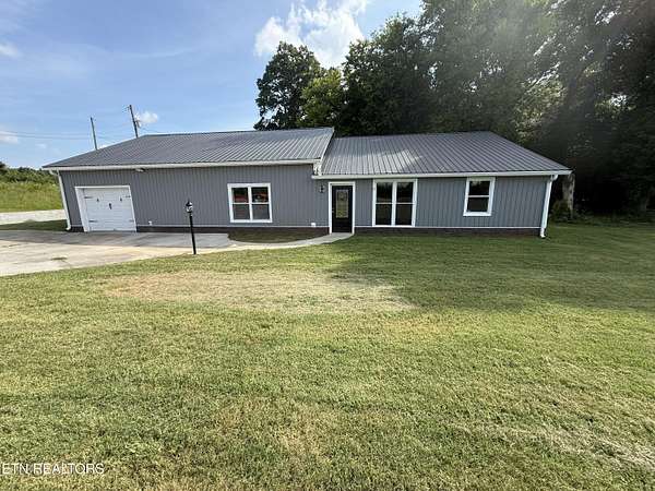 5 Acres of Land with Home for Sale in Sweetwater, Tennessee