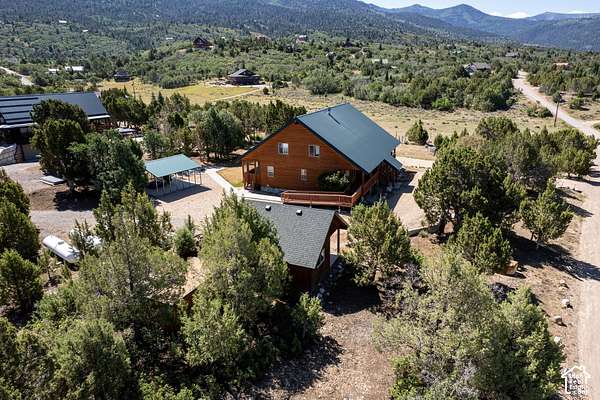 2 Acres of Land with Home for Sale in Mount Pleasant, Utah