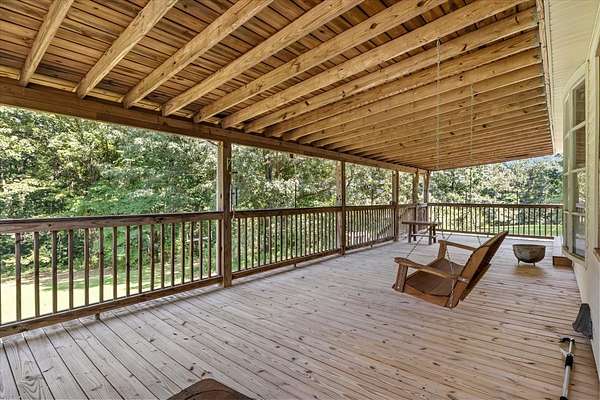 7 Acres of Land with Home for Sale in Dickson, Tennessee