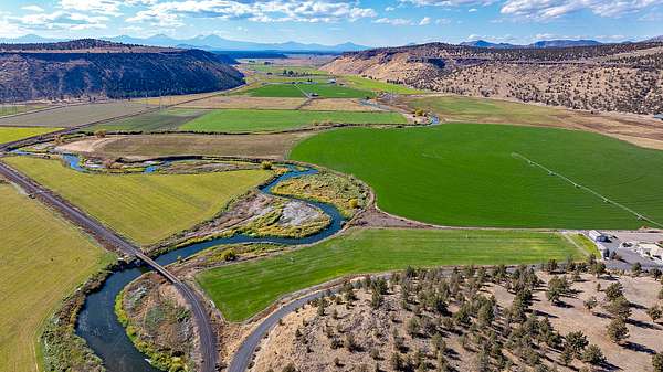 823 Acres of Land for Sale in Prineville, Oregon