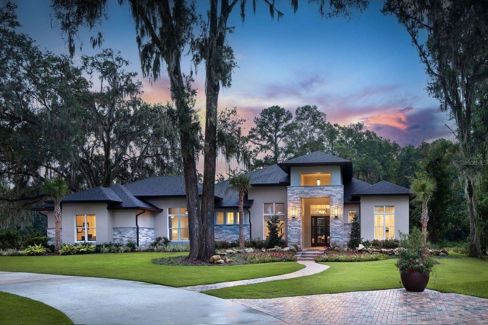 2 Acres of Land with Home for Sale in Ocala, Florida