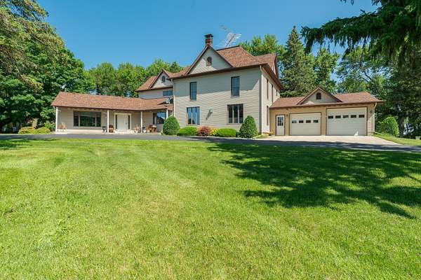 8 Acres of Land with Home for Sale in Mapleton, Minnesota