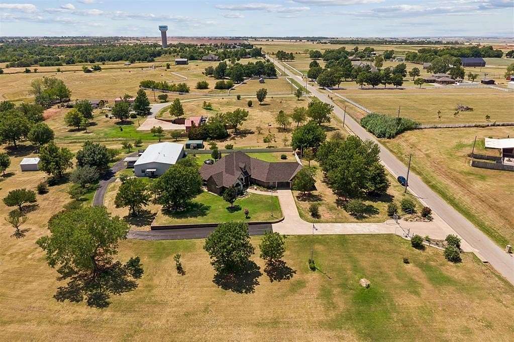 8 Acres of Land with Home for Sale in Chickasha, Oklahoma