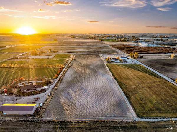 10 Acres of Land for Sale in Caldwell, Idaho