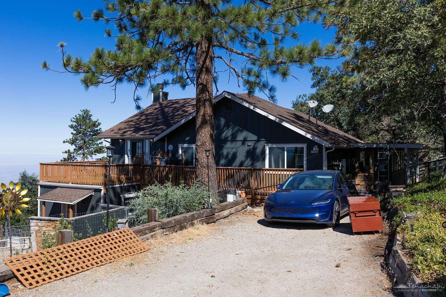 2.1 Acres of Land with Home for Sale in Tehachapi, California