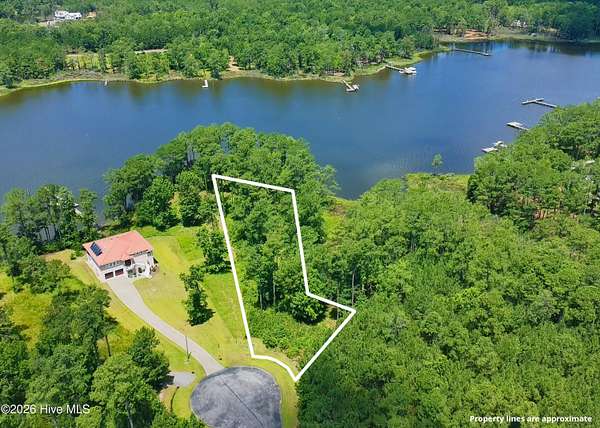 1.27 Acres of Residential Land for Sale in Belhaven, North Carolina