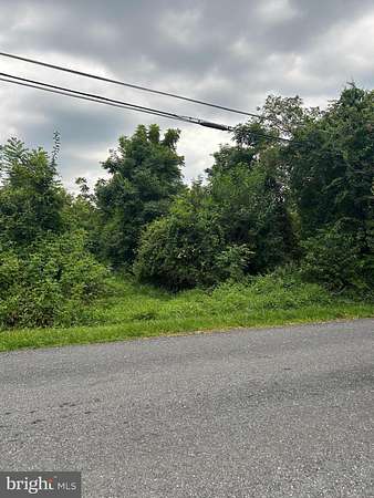 10 Acres of Residential Land for Sale in Brookeville, Maryland