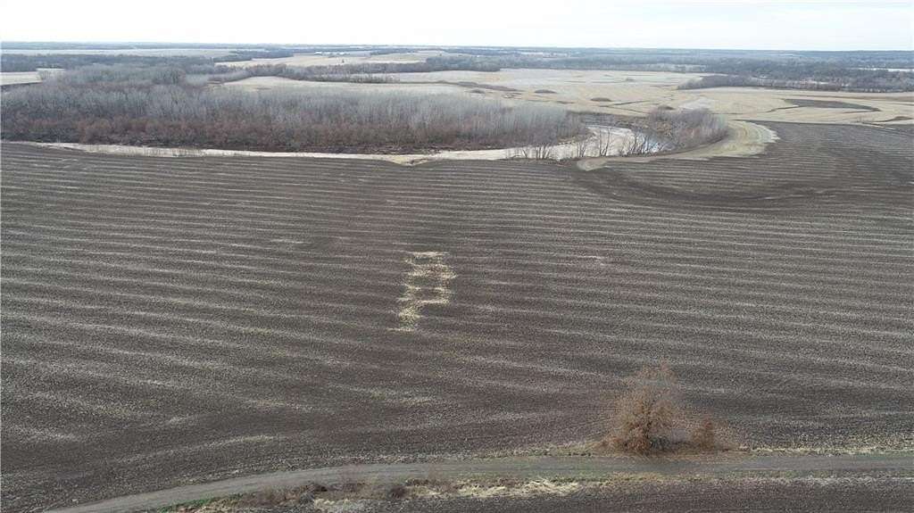 311 Acres of Agricultural Land for Sale in Pattonsburg, Missouri