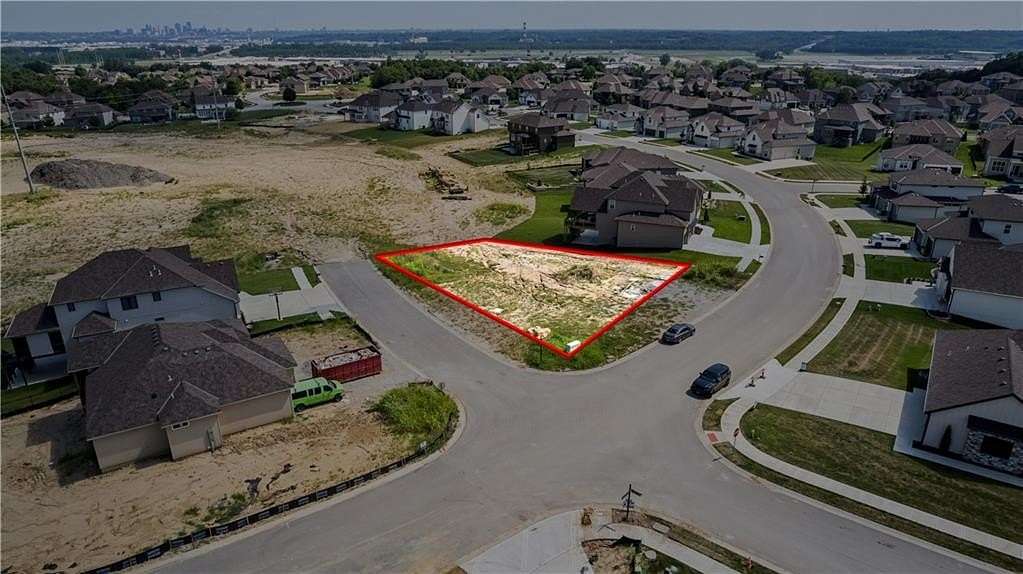 0.36 Acres of Residential Land for Sale in Riverside, Missouri