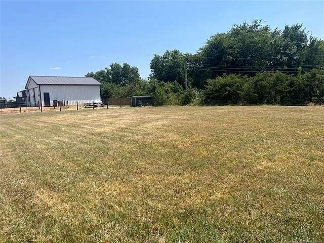 0.5 Acres of Land for Sale in Kingston, Oklahoma