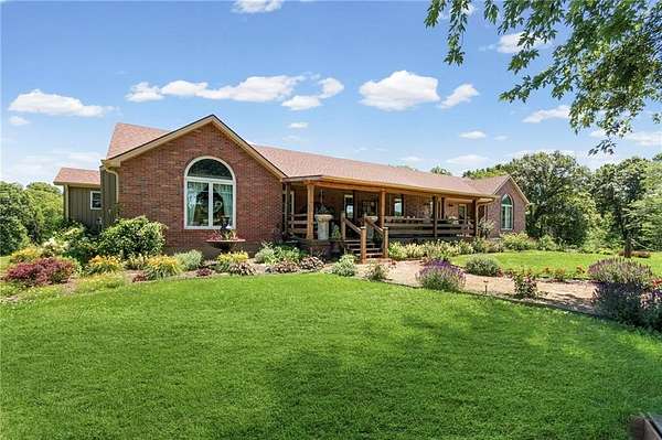 21 Acres of Recreational Land with Home for Sale in Cameron, Missouri
