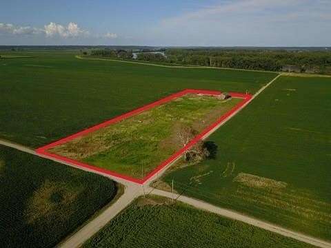 5 Acres of Land with Home for Sale in Carrollton, Missouri