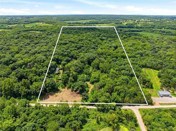 17.8 Acres of Recreational & Residential Land for Sale in Savannah, Missouri