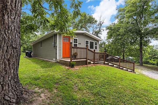 2.15 Acres of Land with Home for Sale in Kansas City, Missouri