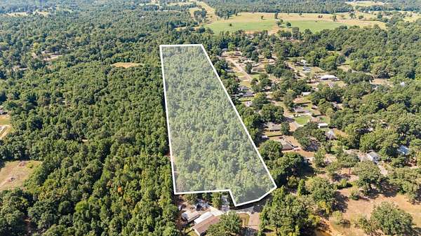 14.1 Acres of Recreational & Residential Land for Sale in Gladewater, Texas