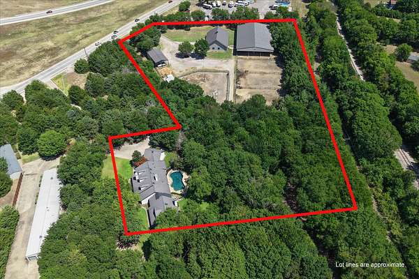 4.67 Acres of Mixed-Use Land for Sale in Melissa, Texas