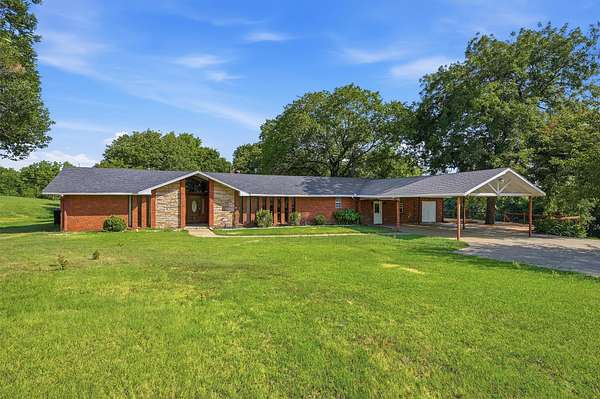 8.83 Acres of Improved Mixed-Use Land for Sale in Sherman, Texas