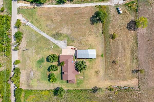 2.8 Acres of Land with Home for Sale in Joshua, Texas