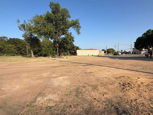 0.06 Acres of Mixed-Use Land for Sale in Dallas, Texas