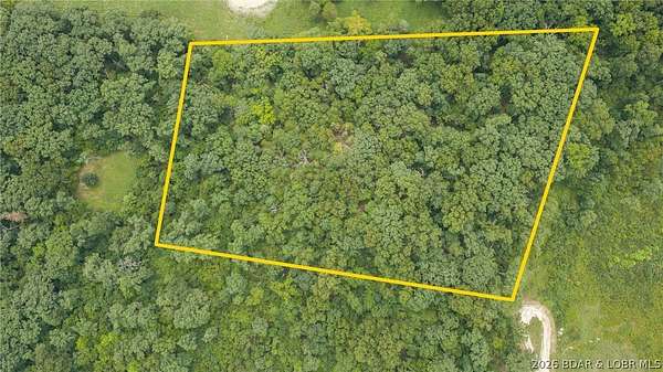 3.9 Acres of Residential Land for Sale in Eldon, Missouri