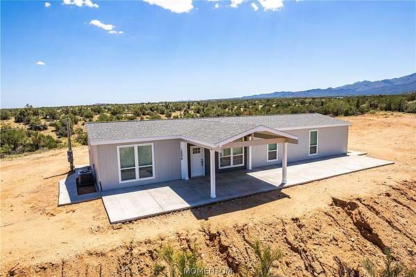 13.7 Acres of Improved Mixed-Use Land for Sale in Kingman, Arizona