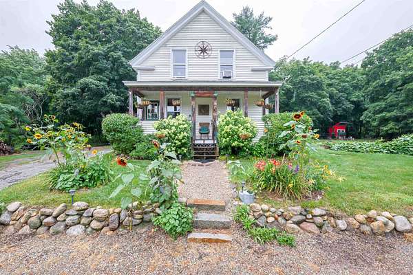 1.75 Acres of Land with Home for Sale in Amherst, New Hampshire