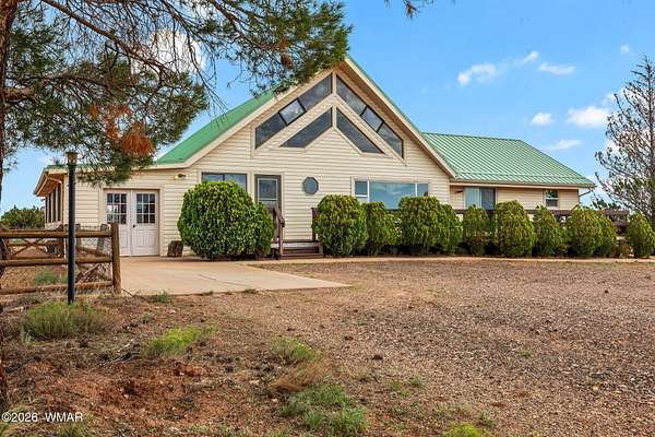 40 Acres of Land with Home for Sale in Snowflake, Arizona