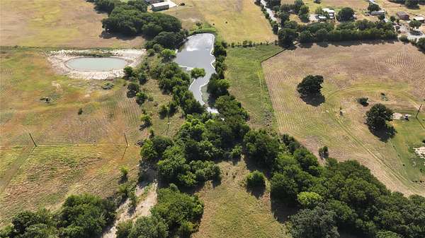 2.55 Acres of Residential Land for Sale in Chico, Texas