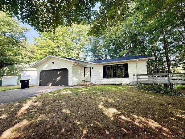 1.86 Acres of Land with Home for Sale in Aurora Town, Wisconsin