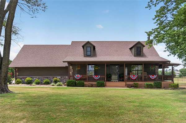 4.5 Acres of Land with Home for Sale in Fayetteville, Arkansas