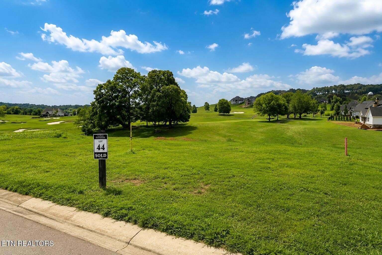 0.32 Acres of Residential Land for Sale in Loudon, Tennessee