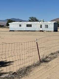 4.86 Acres of Land with Home for Sale in Silver Springs, Nevada