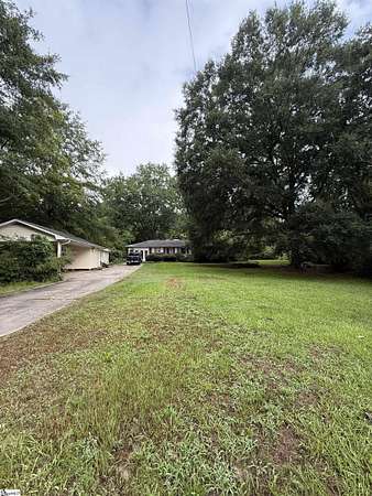 1.73 Acres of Land with Home for Sale in Campobello, South Carolina