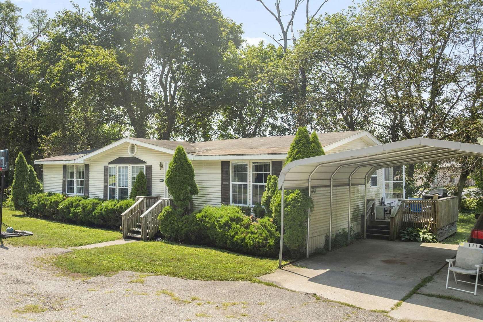 4 Acres of Land with Home for Sale in Niles, Michigan