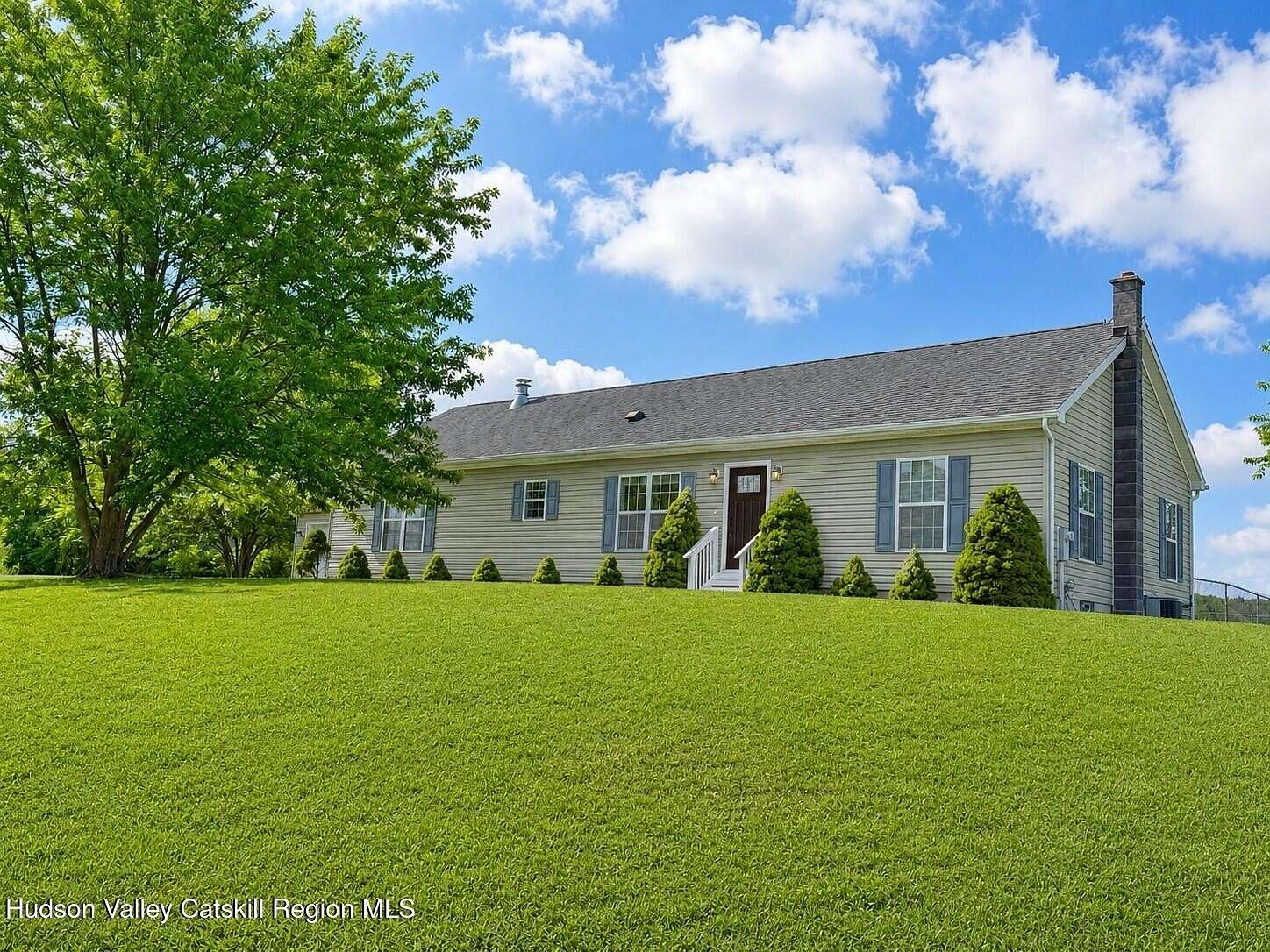 1.5 Acres of Land with Home for Sale in Hudson, New York