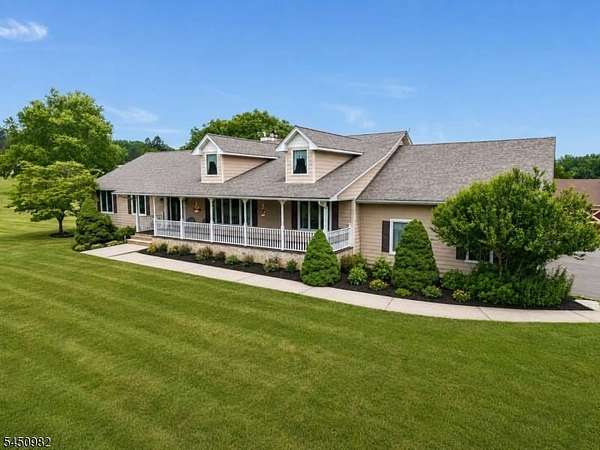 2.65 Acres of Land with Home for Sale in Tewksbury Township, New Jersey