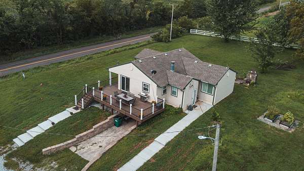 40 Acres of Agricultural Land with Home for Sale in Pattonsburg, Missouri