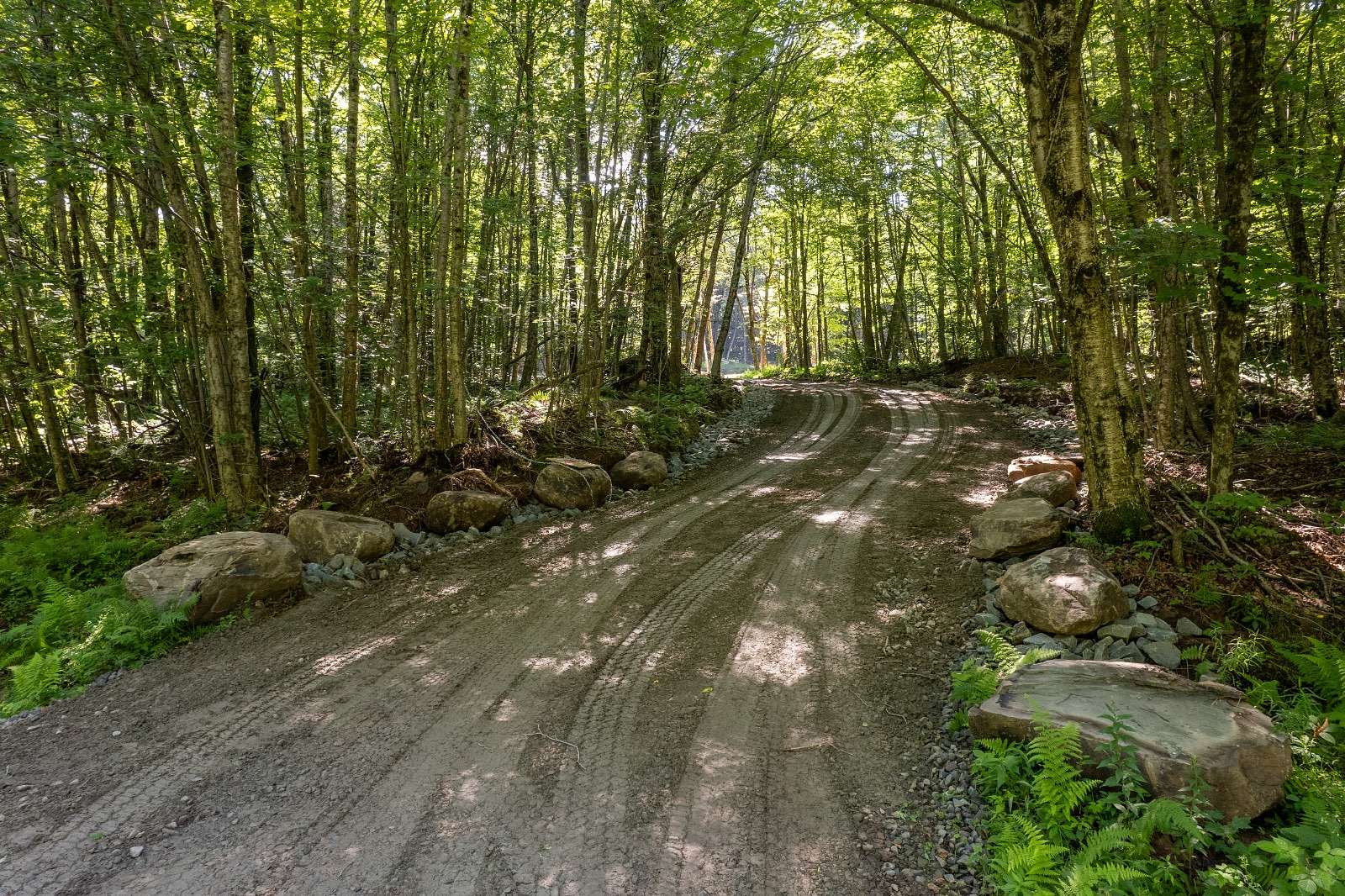 10 Acres of Residential Land for Sale in Hancock, New York