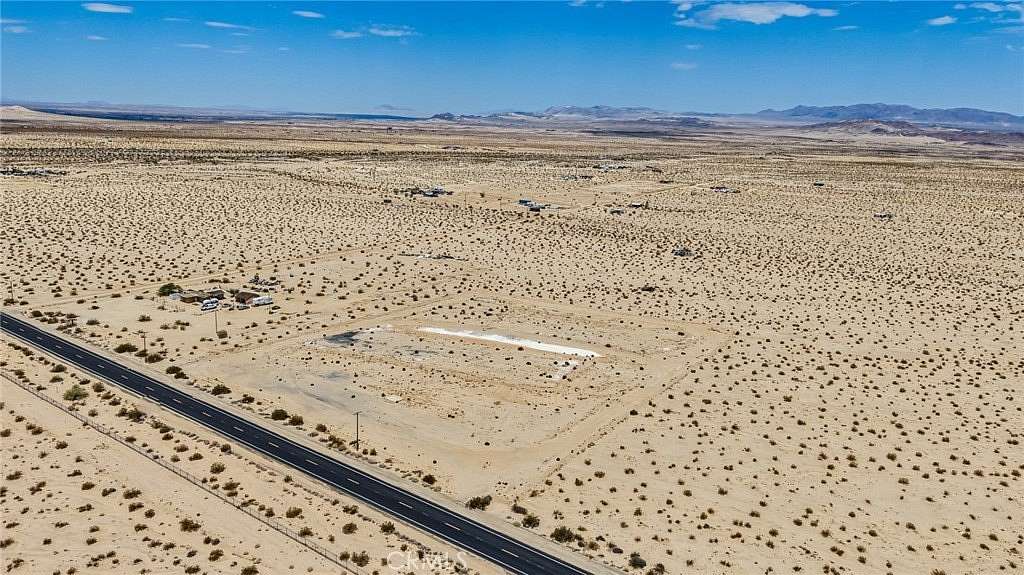 5 Acres of Residential Land for Sale in Twentynine Palms, California