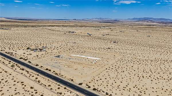5 Acres of Residential Land for Sale in Twentynine Palms, California