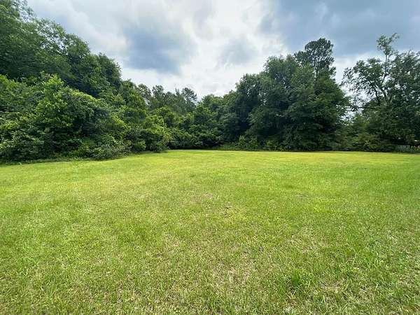 1.6 Acres of Residential Land for Sale in Summerton, South Carolina